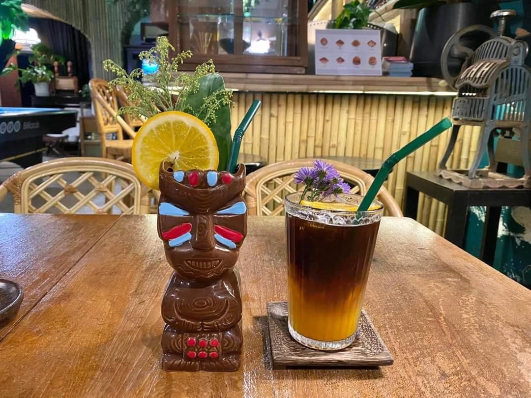 Motu Bangkok Lägenhet Rum bild